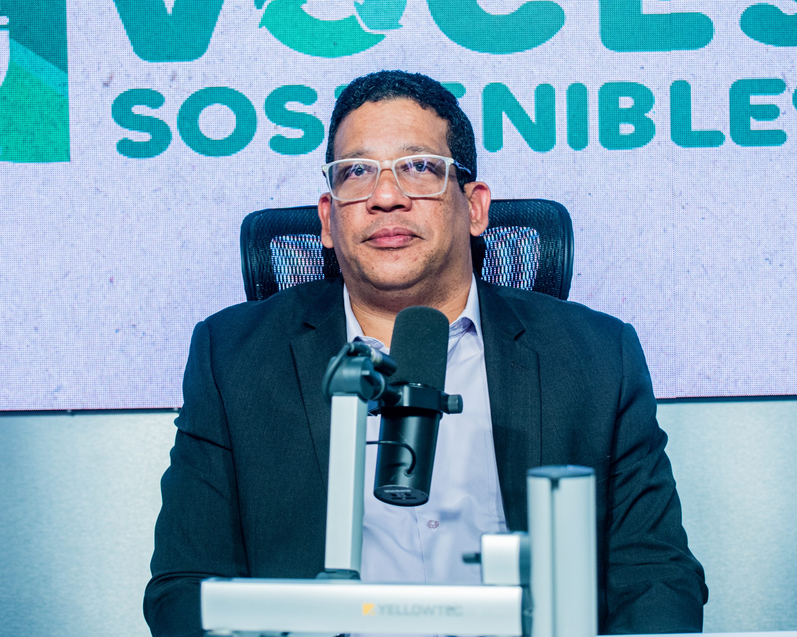 Carlos Pimentel resalta el impacto de las compras sostenibles en la administración pública