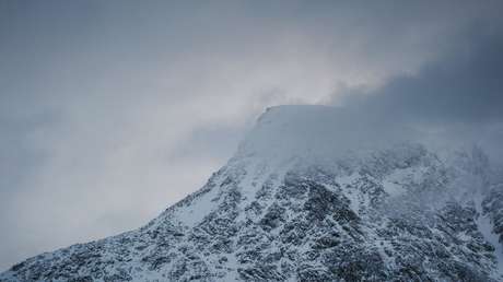 7 horas de terror: queda tapiado en una avalancha y sobrevive de milagro
