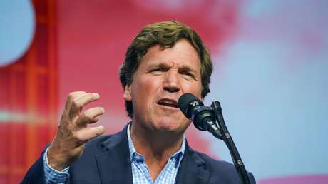 «¿Cuántas casas tienes, Zelenski?»: Tucker Carlson llama a una auditoría de sus finanzas personales