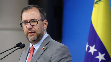 Venezuela acusa a EE.UU. de «un acto hostil cargado de cinismo, racismo y propaganda política»