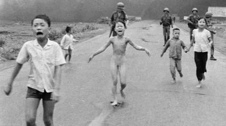 ‘La niña del napalm’: una de las fotos más famosas de la guerra en Vietnam, envuelta en polémica