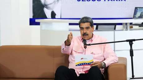 Maduro explica por qué Venezuela no es como Ucrania en el panorama electoral